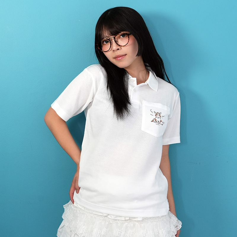 モデル：BERRY／身長148cm／ホワイト／XSサイズ着用