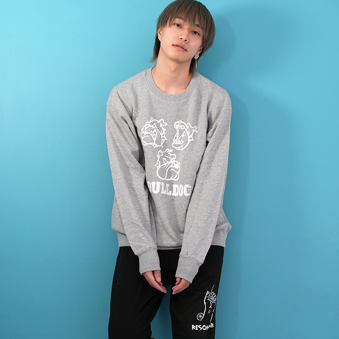 モデル：一ノ瀬しろ／身長178cm／XLサイズ／ミックスグレー着用