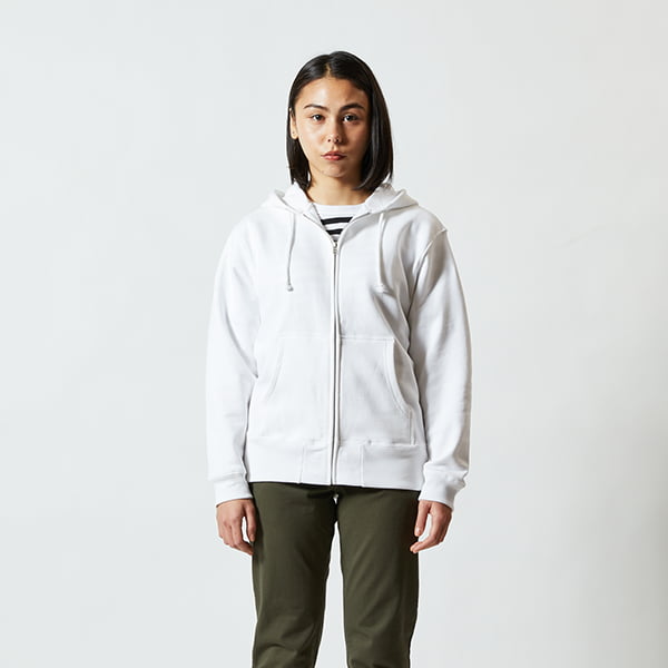 モデル身長160㎝/Sサイズ/ホワイト着用/正面シルエット