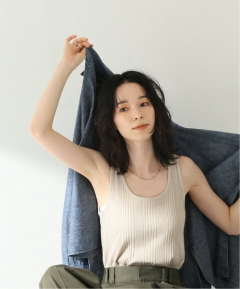 ジェンダーレスファッションとは おすすめブランドやコーデも紹介 Torothy トロシー