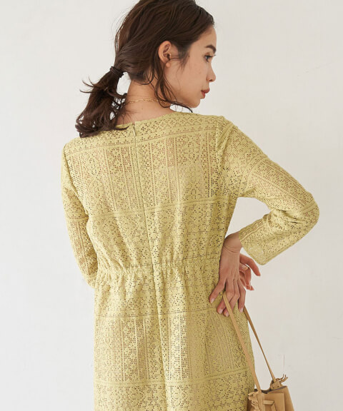 どう着るのが正解 レースワンピース をおしゃれに着こなすコツやポイントを紹介 Torothy トロシー どう着るのが正解 レースワンピース をおしゃれに着こなすコツやポイントを紹介 Torothy トロシー