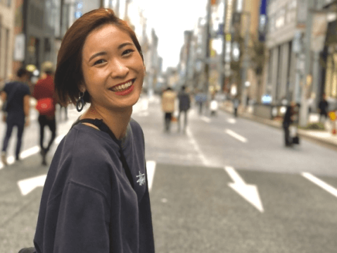 スウェットをおしゃれに着こなすコツは？トレーナー・パーカーとの違いも解説