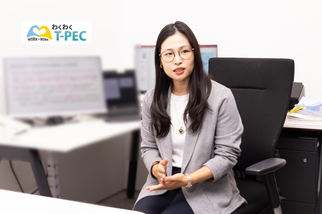 ハラスメントの現状について説明する津野教授