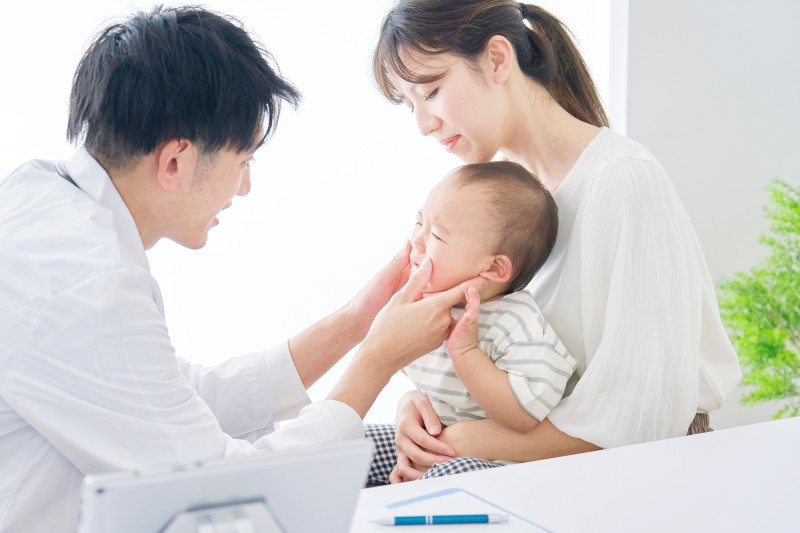 モロー反射とよく似た点頭てんかんに注意！