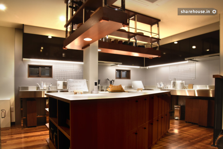 【美品】プラージュ～訳ありばかりのシェアハウス～〈3枚組〉 SHARE HOUSE180° ZUIKOU：Sharehouse.in