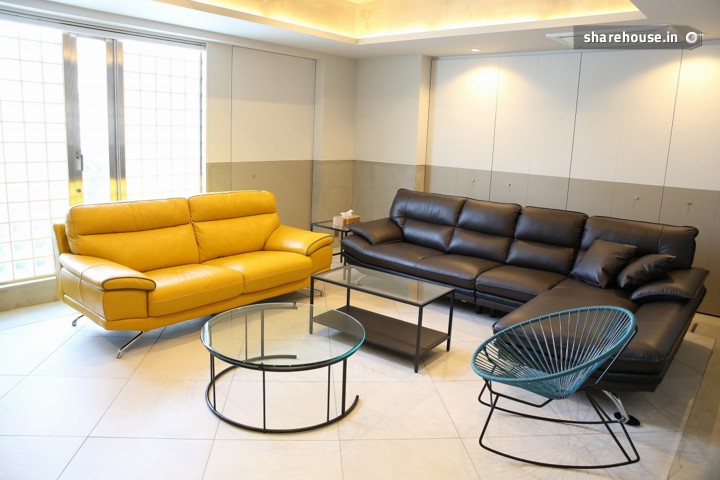 部屋 スタイリッシュで省エネにも配慮した先進のZEH+R住宅 | 建築実例を見る