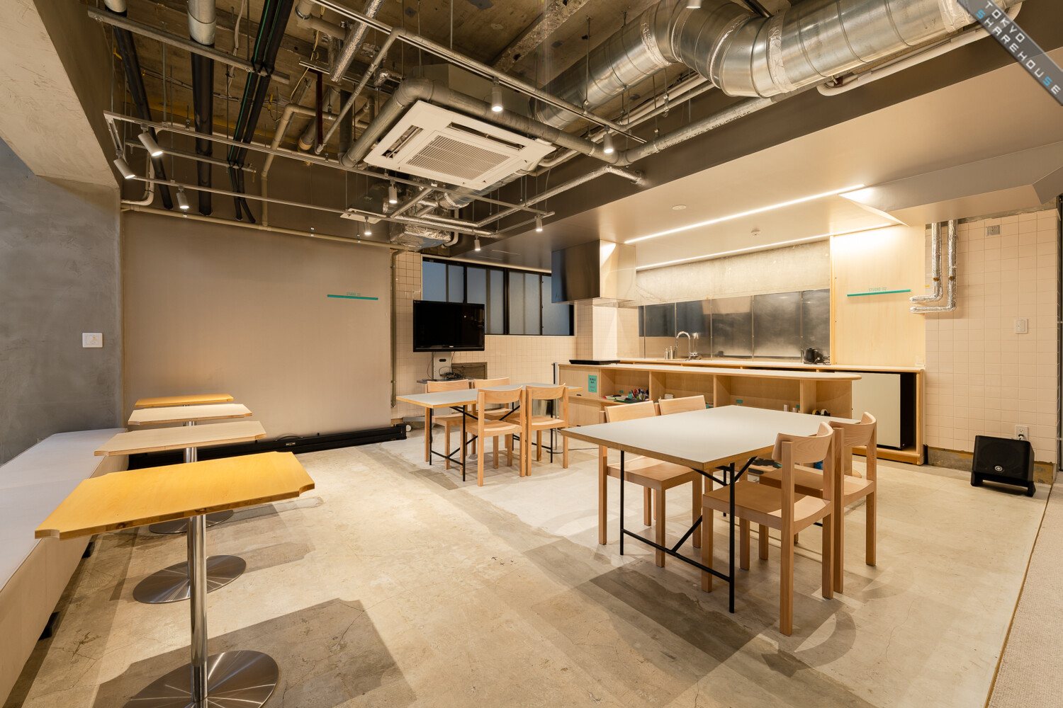 Studio 03 ラウンジ