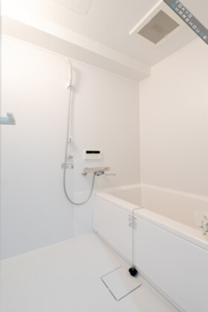 湯船に浸って疲れを取るのも。