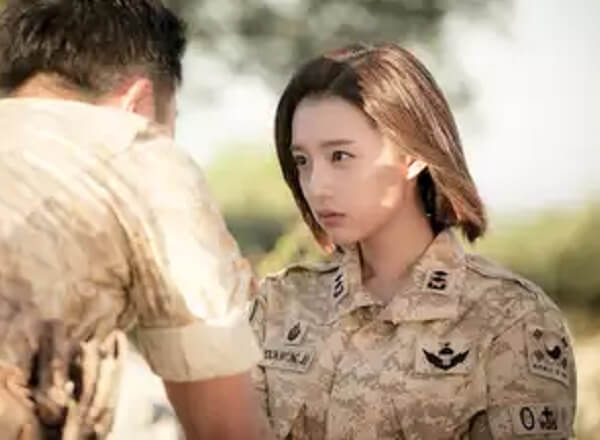 ドラマ 太陽の末裔 Love Under The Sun の動画を1話から全話無料視聴できる動画配信サイトは Tvマガ