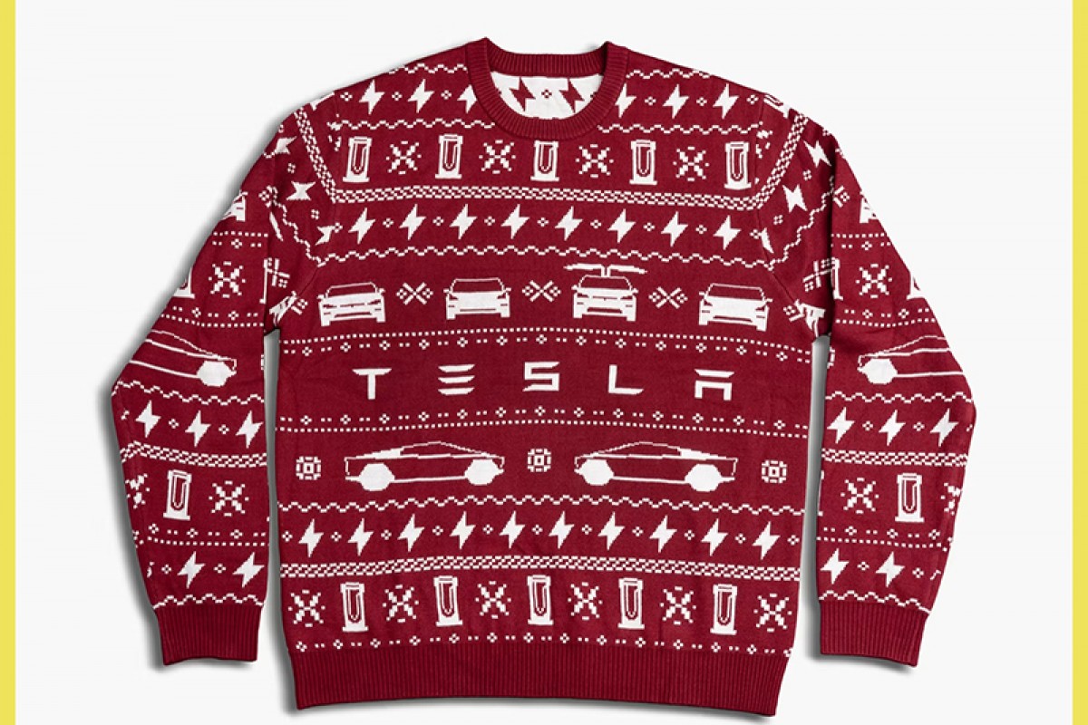 不論您今年過得如何,都讓「限量 Model X-mas 毛衣」陪您畫下最完美的句點吧!