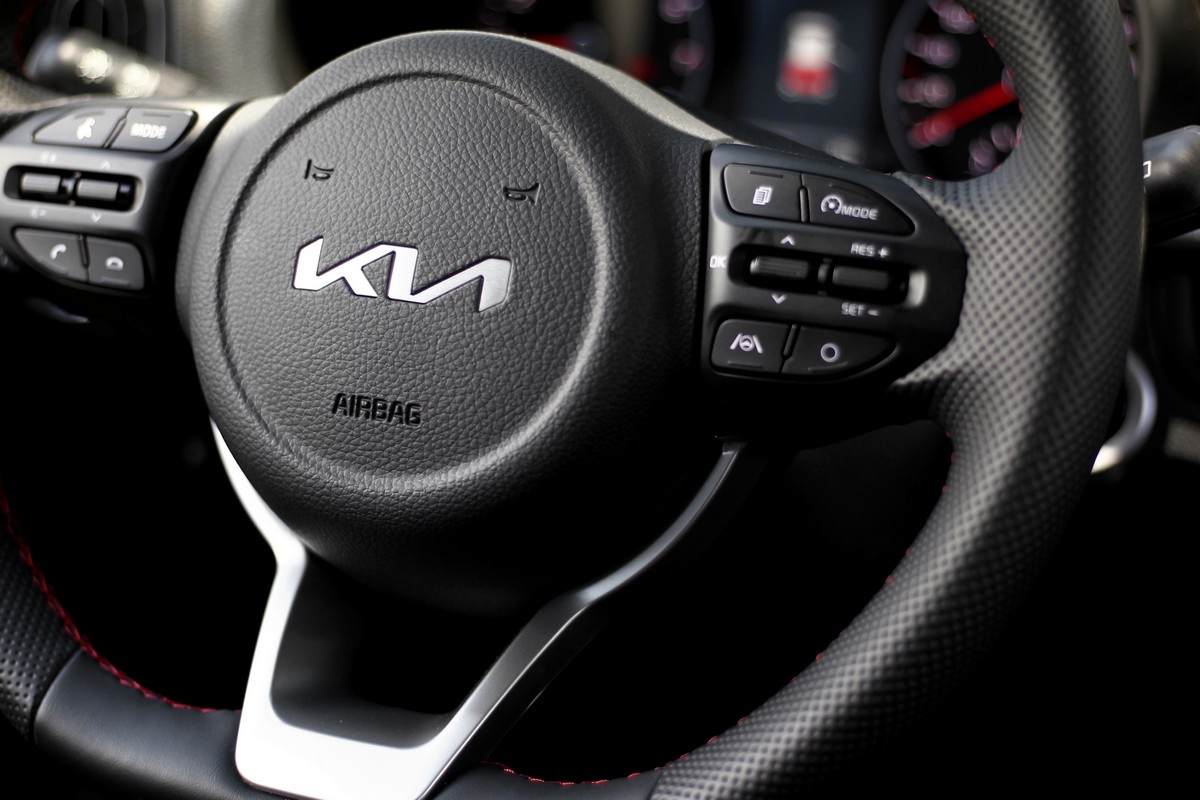 Picanto Latte Edition增加方向盤加熱、駕駛座通風/加熱功能、駕駛座遮陽板附LED化妝燈等配備。