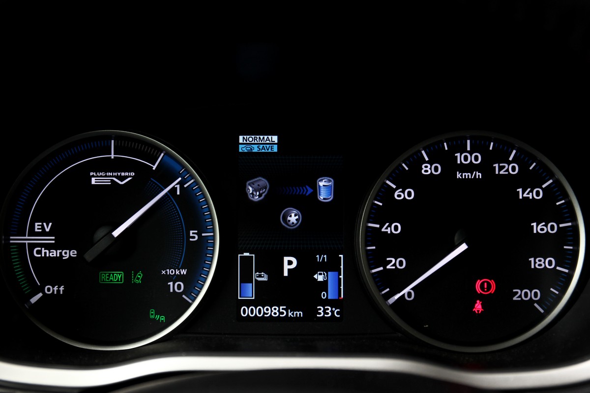 Eclipse Cross PHEV擁有串聯行駛、並聯行駛與純電等模式。