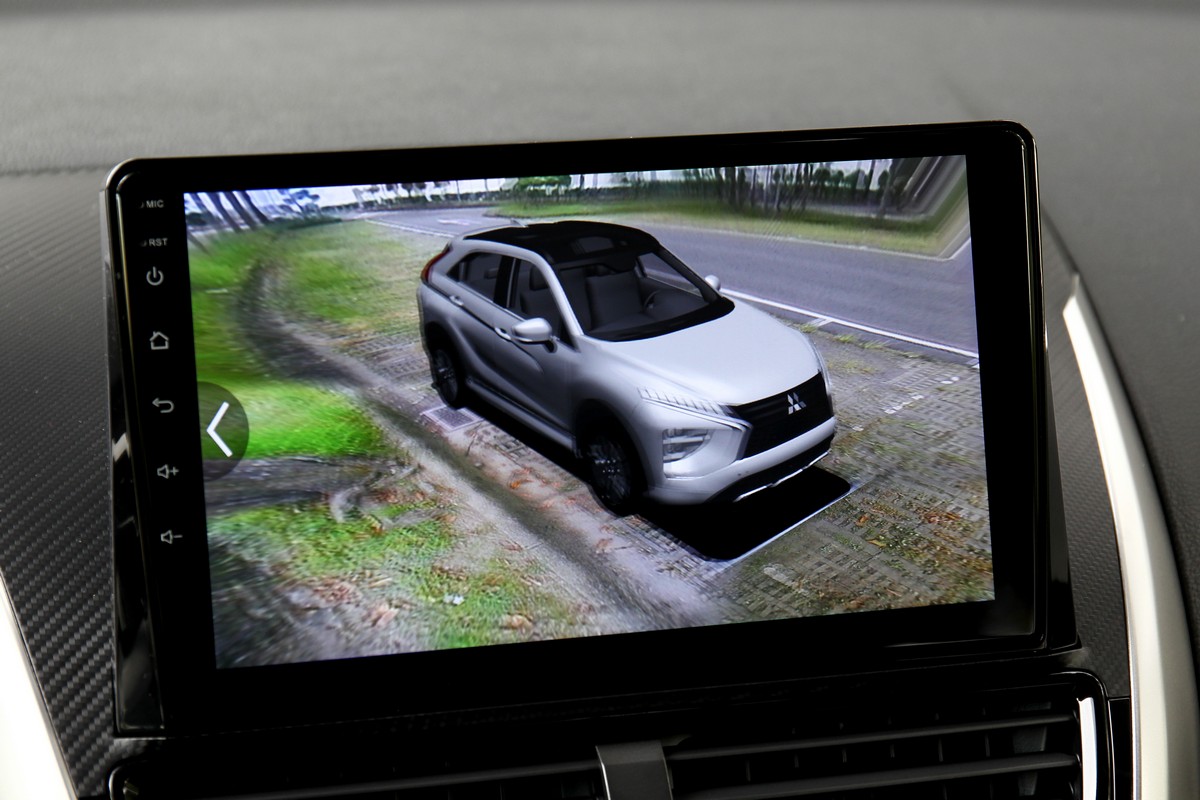 配備360度環景影響輔助系統。