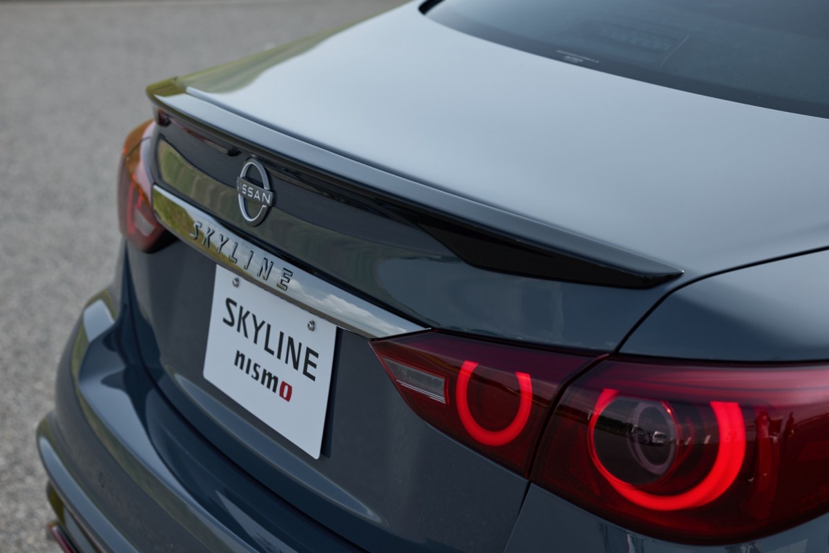 空力部分沒有特別誇張,可能還是將這輛車定位在中大型房車款。