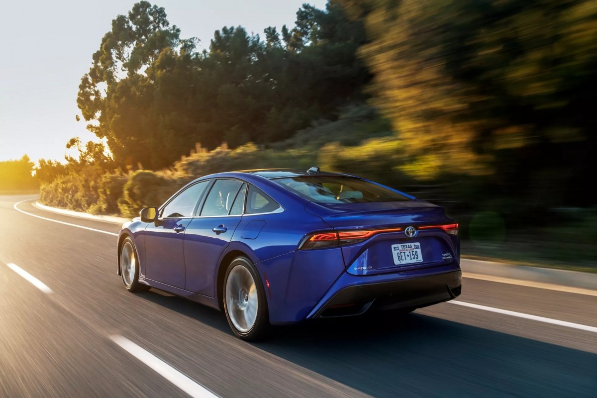 除了傳統的電動車之外,氫燃料動力車在加州的銷售其實也不差。