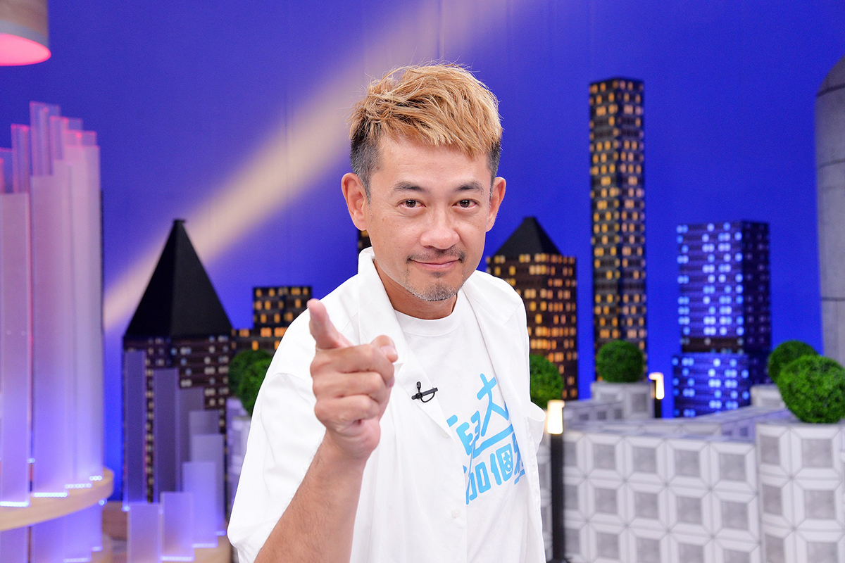 【車勢星聞】柯叔元為接送初戀情人,被計程車攔腰撞上噴飛40公尺。(圖:衛視中文台提供)