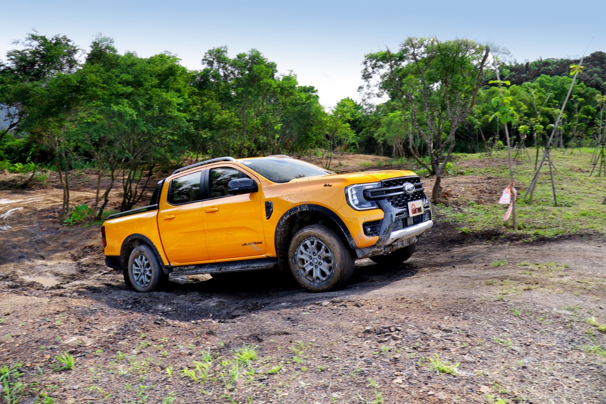 Ranger 的30˚進入角/21˚穿越角/25.6˚離去角越野能力,可帶領車主前往許多車到不了的地方。