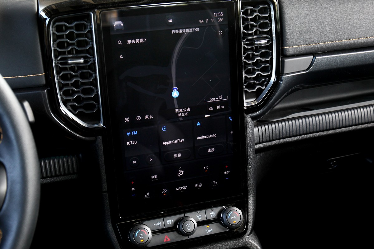 SYNC 4A介面設計直覺易懂,並且也提供多種功能供駕駛操作與資訊觀看。