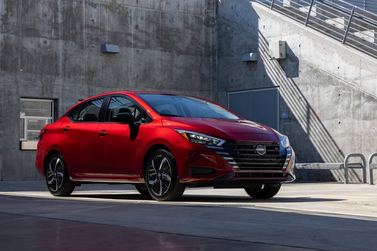 近日有報導指出Altima與Versa將於2025年退場。