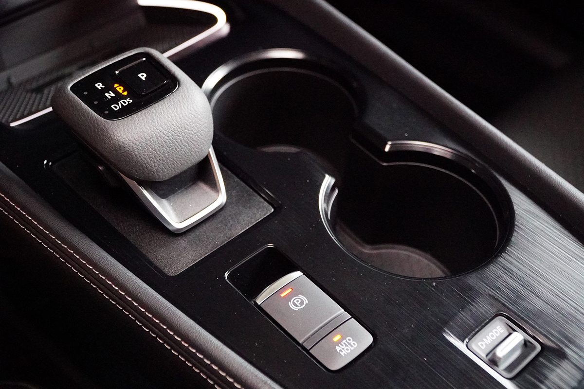 X-Trail輕油電搭載效率更好的新世代CVT變速系統。