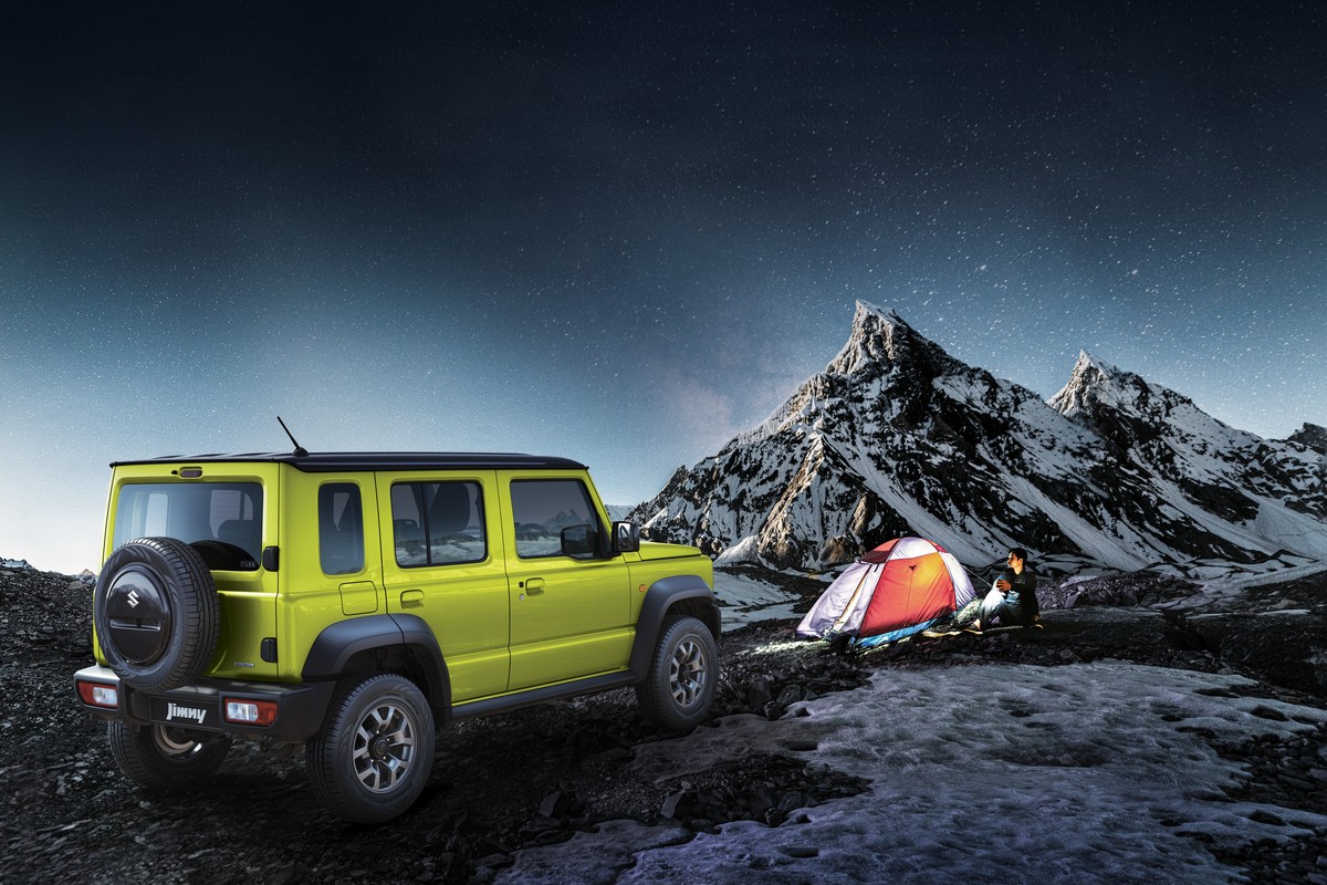 五門Jimny車身尺碼為3,985mmx 1,645mmx1,720mm,軸距增長至2,590mm。