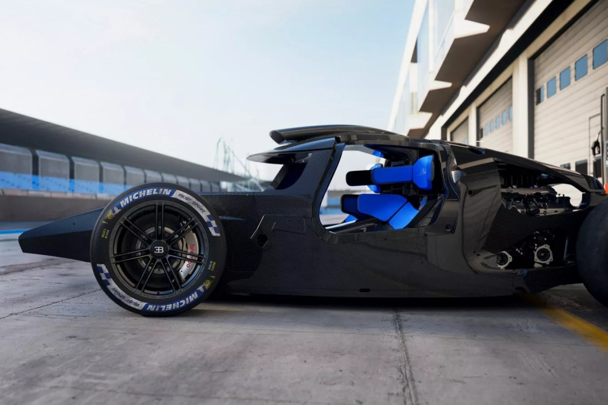 Bugatti Bolide是一輛賽道專屬的超級跑車,其安全系統更是與利曼廠車等級相當。