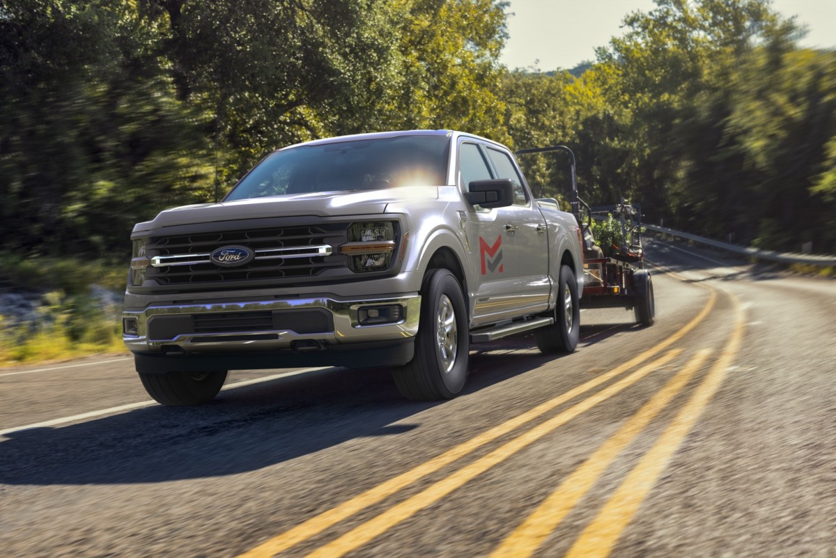 全新F-150改款後外觀更新潮,不過尾門的更新是一大重點。