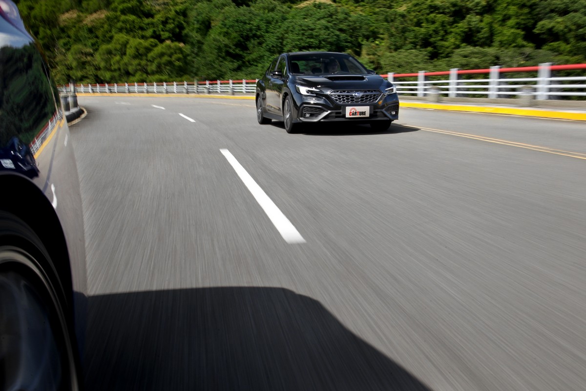新世代WRX動力雖僅稍微提升至275hp/35.7kgm,但整體輸出表現卻比往更加順暢。