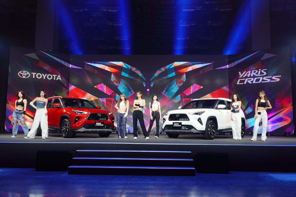 【車勢星聞】《未來少女》節目中幻藍小熊GENBLUE成員(左起)Ayeon、容容、Bido、XXIN(心茗)、許媛媛、毓、采甄。