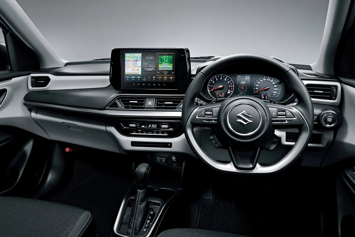 座艙格局也進行重新規劃,只不過儀表沒有跟上趨勢依然為指針設計。