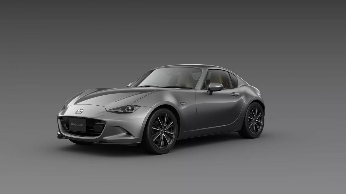 全新車色相當吸引人,這幾年非常流行這樣的灰色。