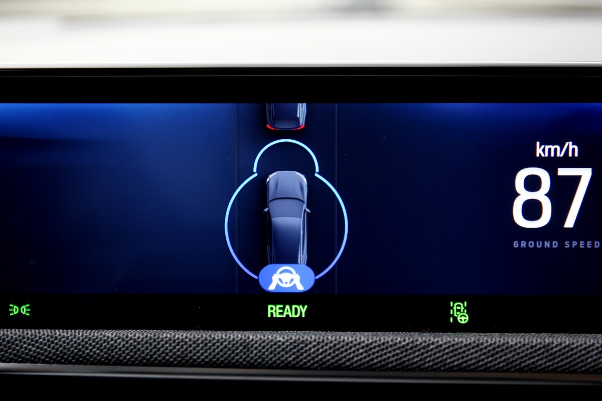 配備iACC智慧型定速巡航調節、ISA智慧型速限輔助系統、LCA車道導正輔助系統、FAPA主動式停車輔助系統2.0等Co-Pilot360全方位智駕科技輔助系統。