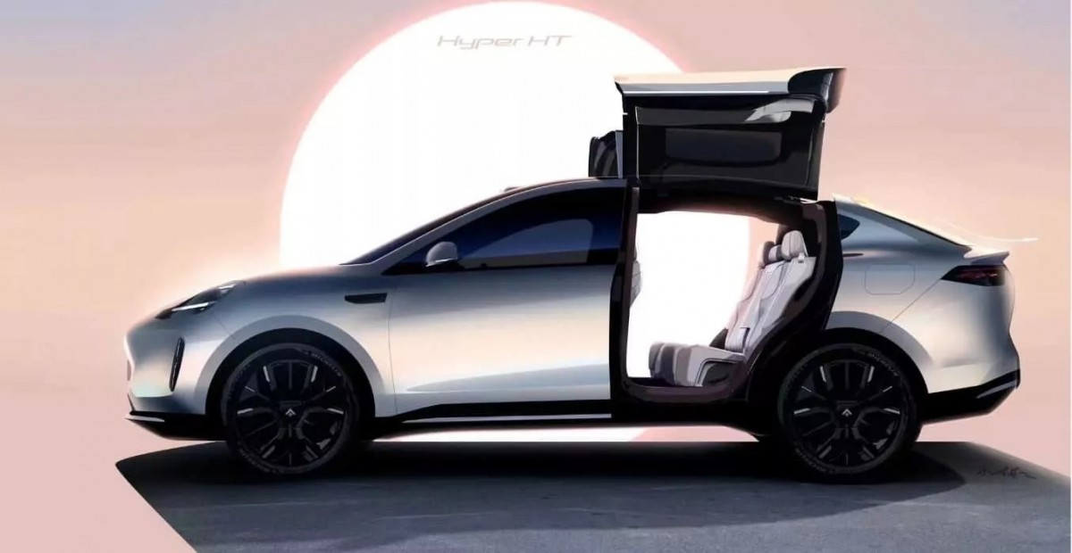 鷗翼車門的設計從Model X開始變得熱門,但Hyper HT的整體結構與偵測是否一樣優異還有待觀察。