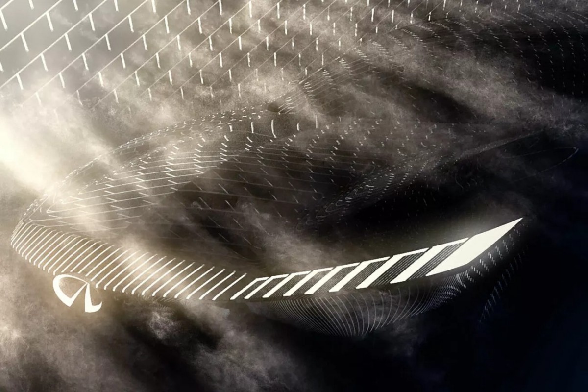 Infiniti在6月時帶來新廠徽,當時的車款看來就是Vision Qe概念車。