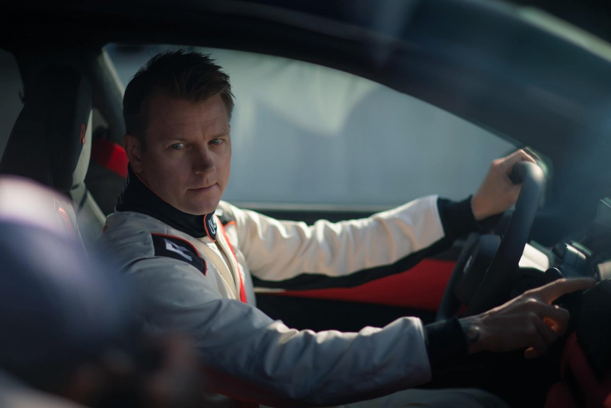 Kimi雖然已經44歲,但是他的賽車經歷相當豐富,對於車輛開發將會非常有幫助。