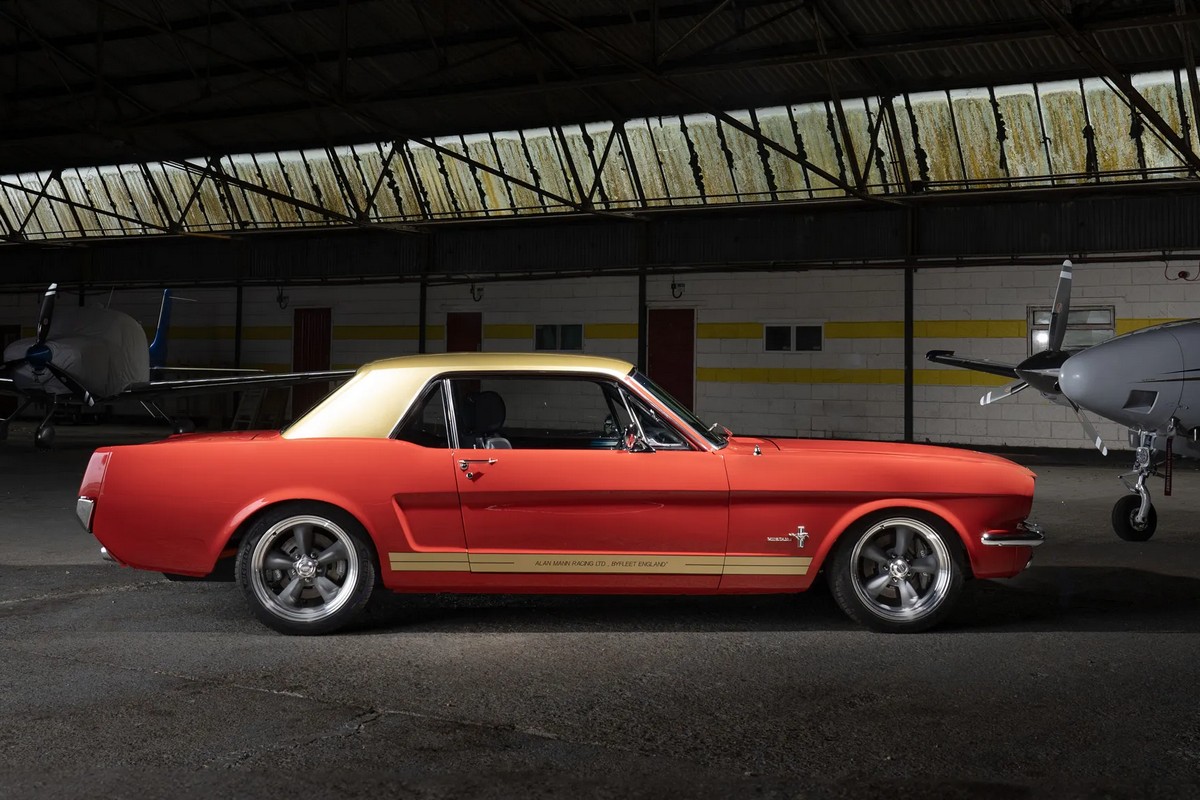 AMR會替ePower Mustang外觀進行修復整新。