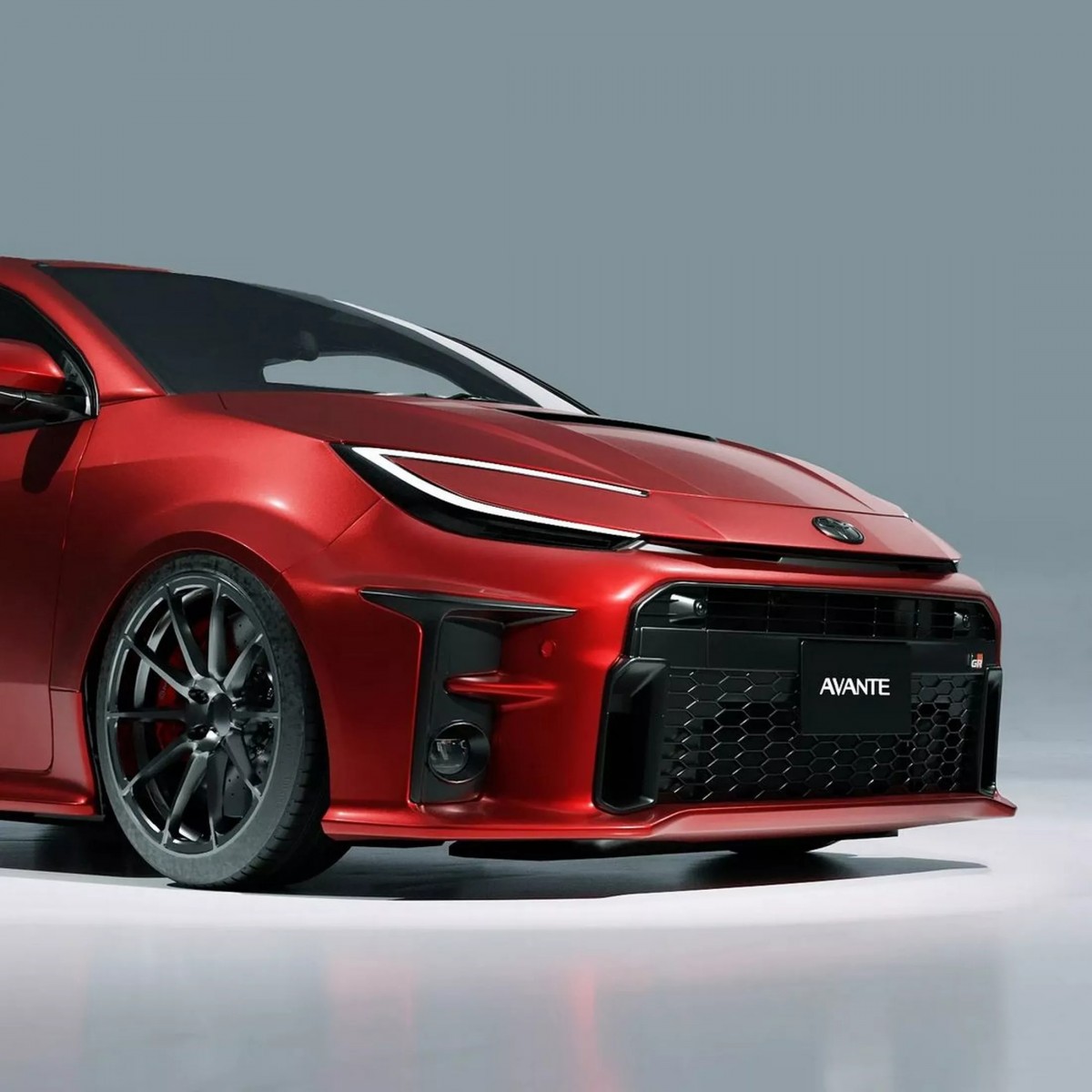 新一代的Prius設計語彙其實非常運動化,與GR車款融合也相當合適。