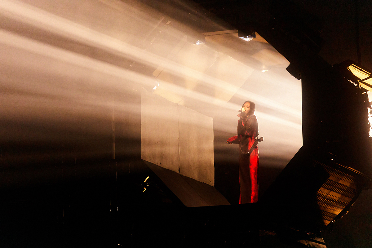 【車勢星聞】極度奢侈的聲光饗宴!Suzuki Swift徐佳瑩「變得有些奢侈的事」巡演台北小巨蛋開唱。(圖:亞神音樂提供)