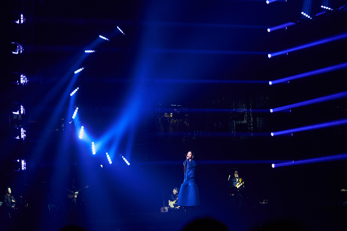 【車勢星聞】極度奢侈的聲光饗宴!Suzuki Swift徐佳瑩「變得有些奢侈的事」巡演台北小巨蛋開唱。(圖:亞神音樂提供)