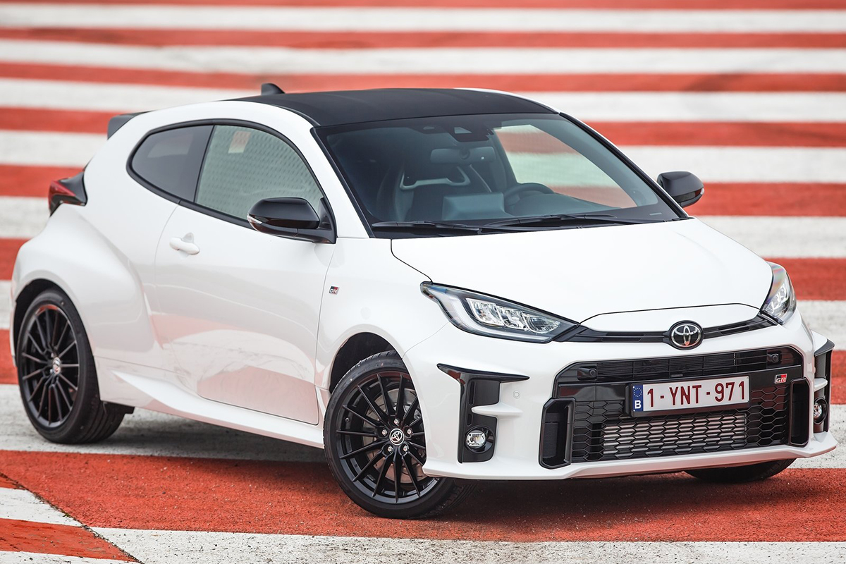 想不到吧?台灣目前唯二買得到的三門掀背竟然Toyota也有份。