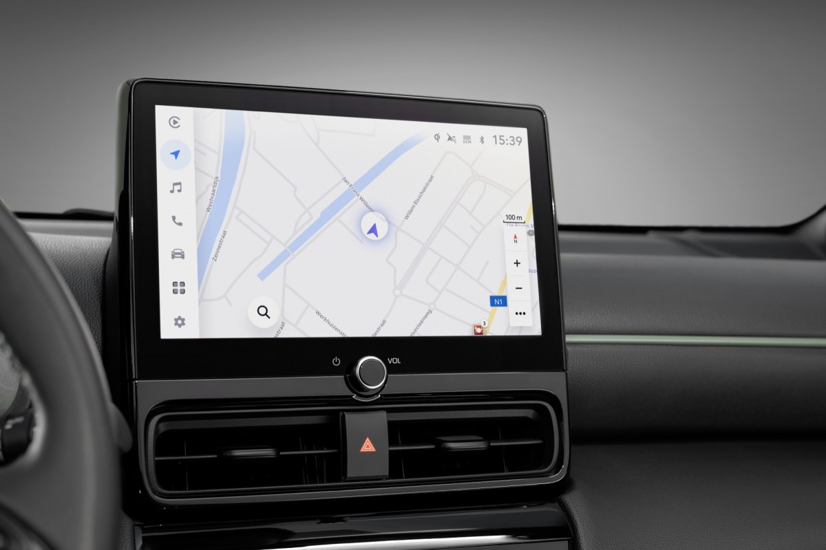 車載娛樂系統使用最新版本,擁有無線Apple CarPlay以及Android Auto功能。
