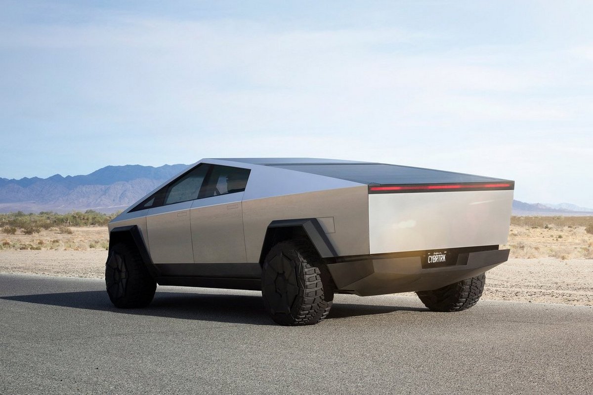 有消息指出Cybertruck 11/30當天交車數只有10輛。