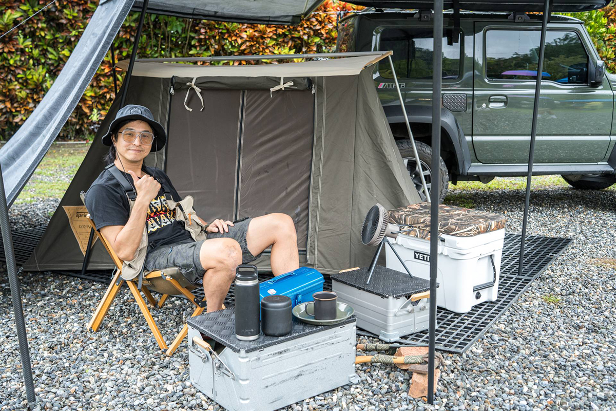 【車勢星聞】王少偉6位數「車露家當」大公開!蝙蝠式車邊帳、休息帳、收納箱通通有。(圖:TVBS提供)