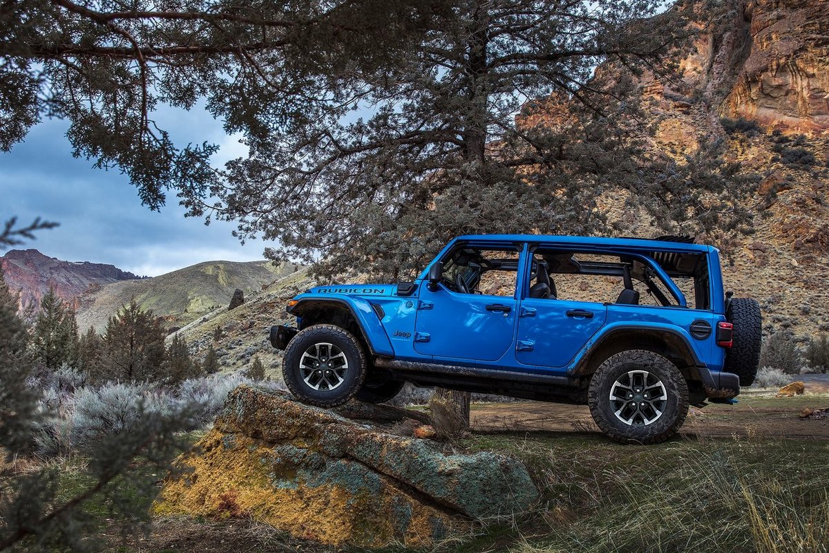 極少數的Wrangler 4xe會有起火問題,但Jeep仍針對2021~2024年車型進行召回。