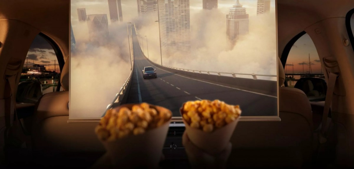 車輛上還有高達2,080瓦的音響系統,聽覺以及視覺的饗宴都照顧到了。