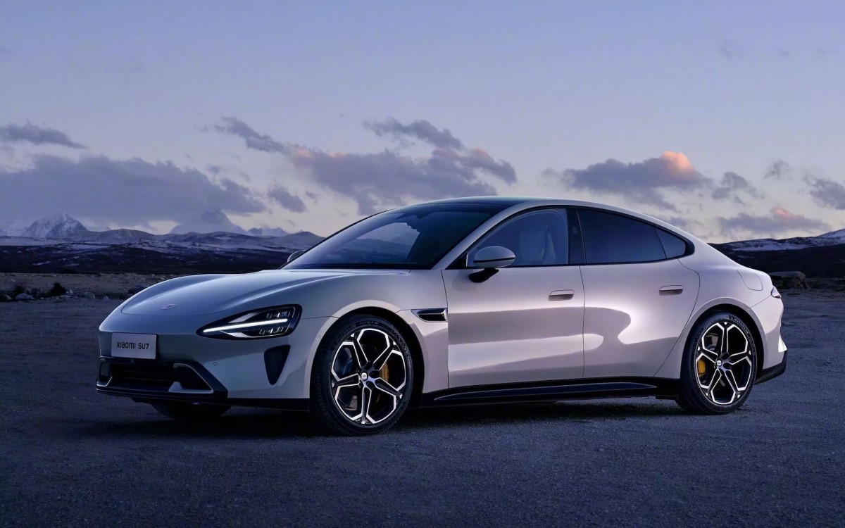 整體造型看起來與Taycan相當接近,而其車頭部分有人說像是McLaren,不過其風阻係數值為0.195Cd,表現優異。