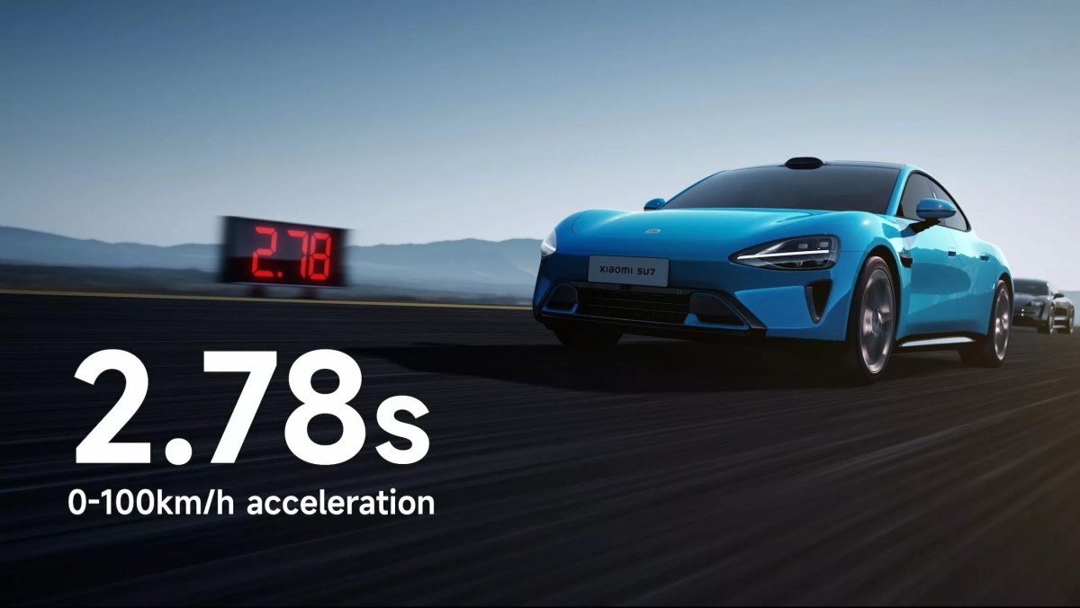 V8s的百公里加速只要2.78秒就可以完成,車輛還有主動懸吊功能,也包括了側傾輔助系統。