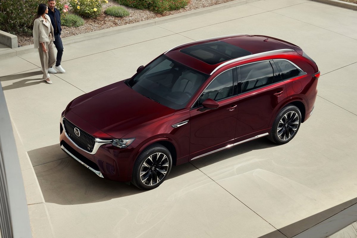 國內CX-90預計也會是2.5升NA與3.3升渦輪,預計4月發表。