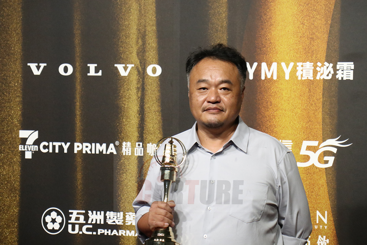 【車勢星聞】金鐘59／金鐘獎戲劇類／戲劇類節目攝影獎／馮信華／客家電影院-唱歌給你聽。（圖：車勢星聞）
