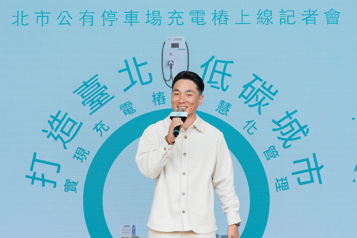EVOASIS副董事長鄭旭捷強調,在台灣沒有充電沙漠,因為EVOASIS就是你電動生活中最值得信賴的好夥伴。